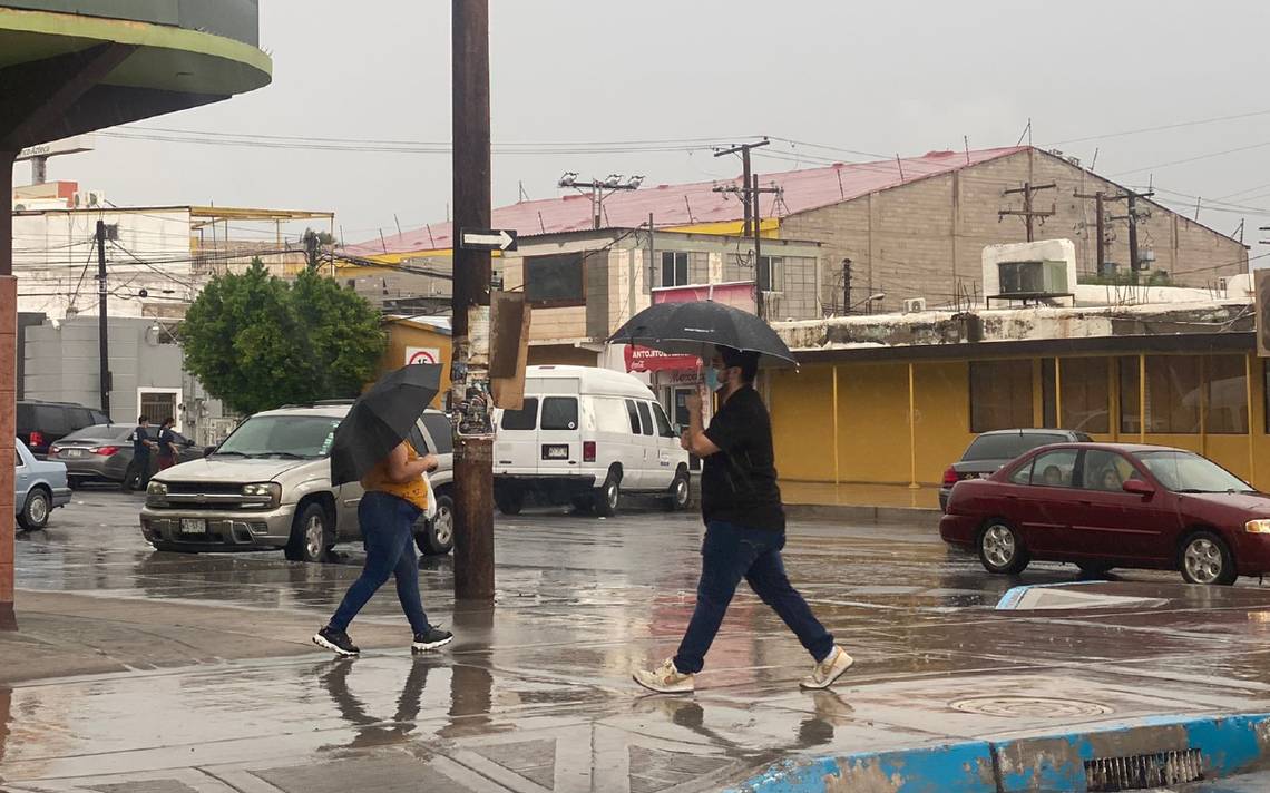 ¡Bajo la lluvia! Así reciben los sanluisinos el clima en la región san