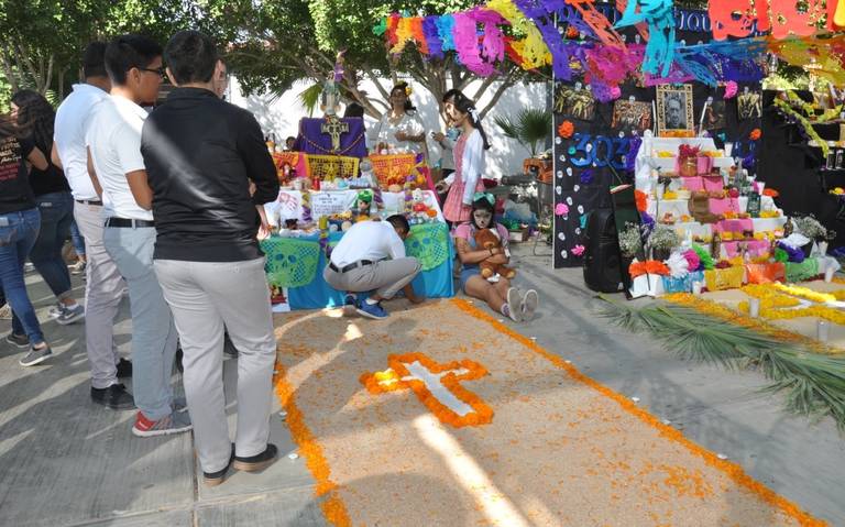 Altares de Muertos son una tradición muy mexicana - Tribuna de San Luis |  Noticias Locales, Policiacas, sobre México, Sonora y el Mundo